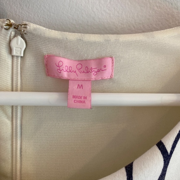 Vintage Lilly - Picture 4 of 4